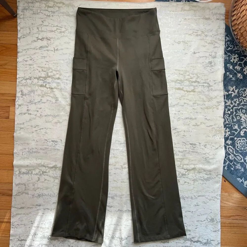 Eddie Bauer Green Cargo Style Leggings - Picture 3 of 11